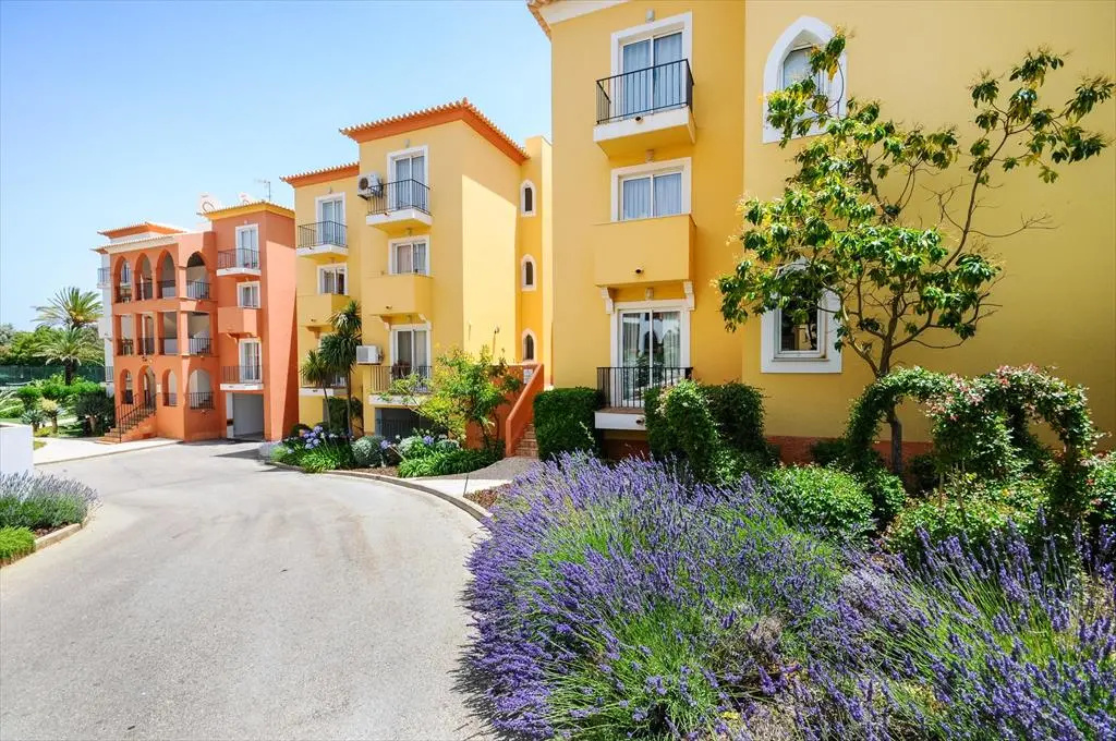 Jardim Da Meia Praia Hotel - Général