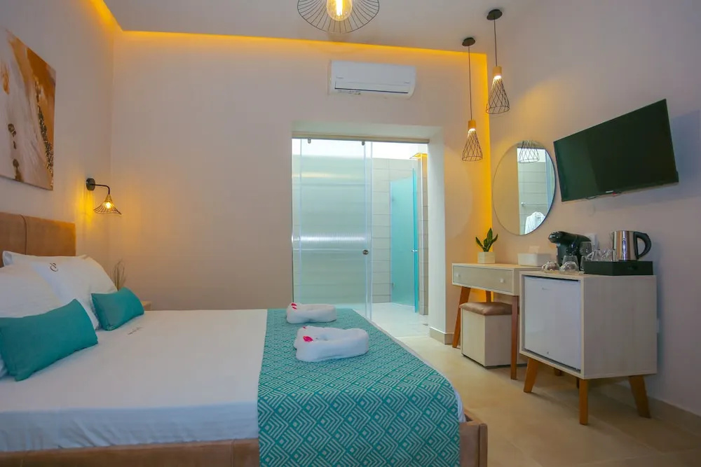 Comfort Double room (full double bed)