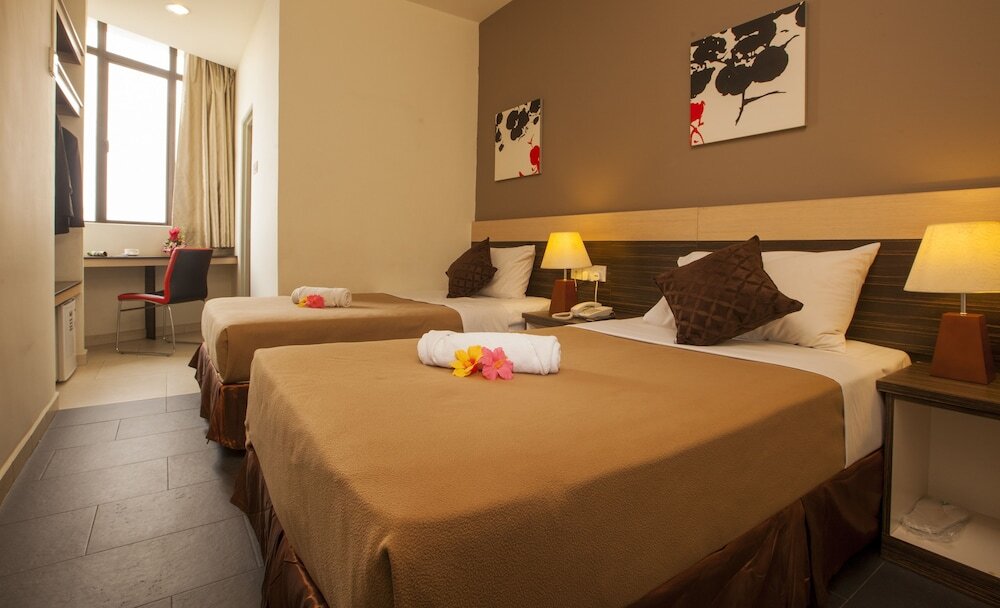 Leo Express Hotel