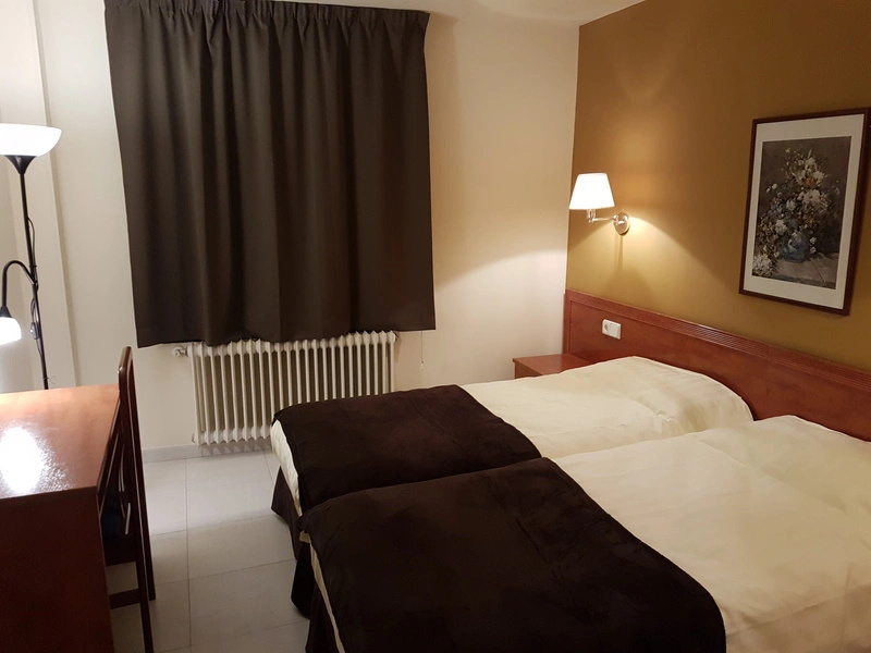 Hotel Guineu - Chambres