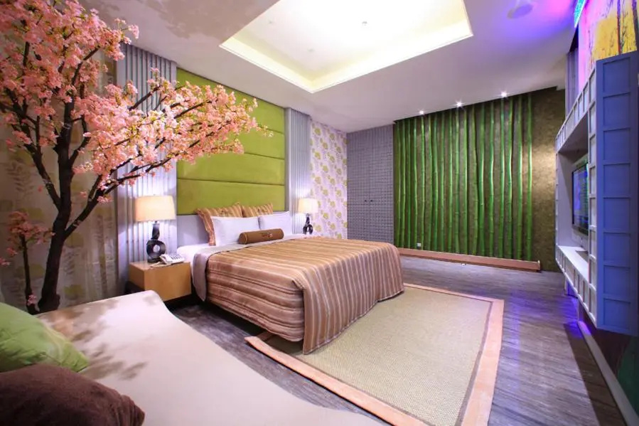 Deluxe Double room (full double bed)