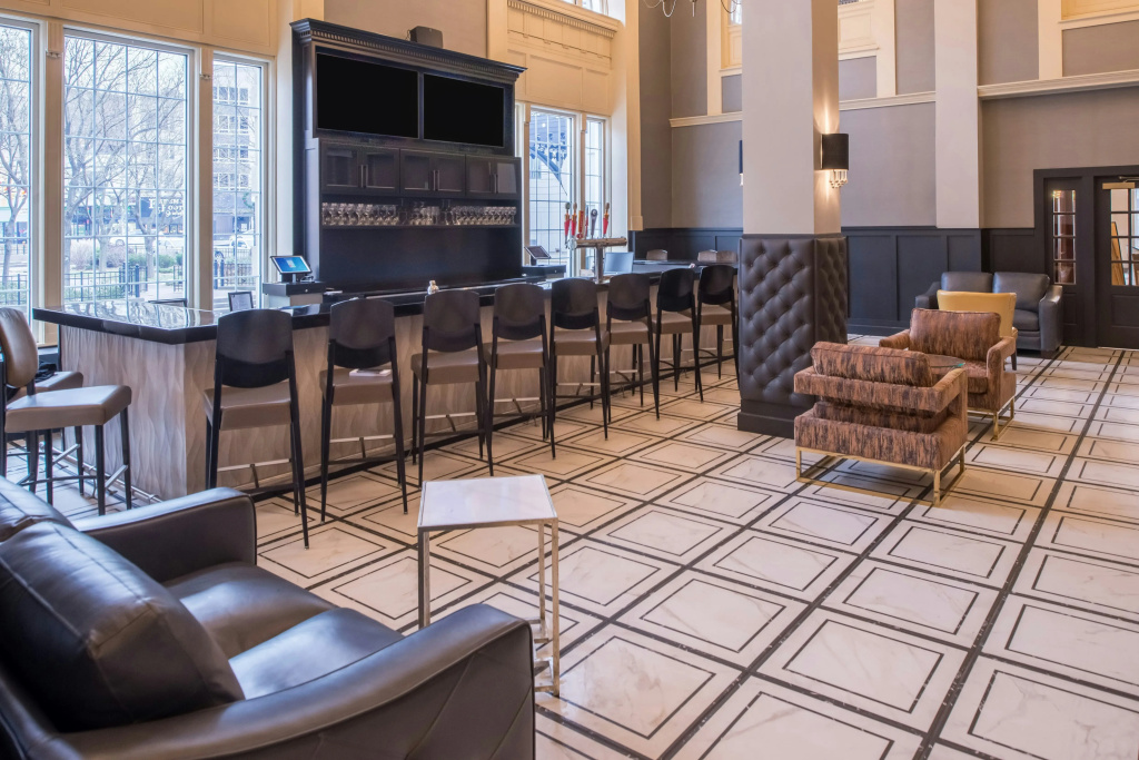 DoubleTree by Hilton Utica - Général
