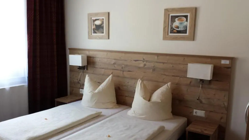 Hotel Alte Krone - Chambres