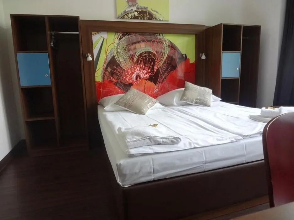 Standard Double room (full double bed)