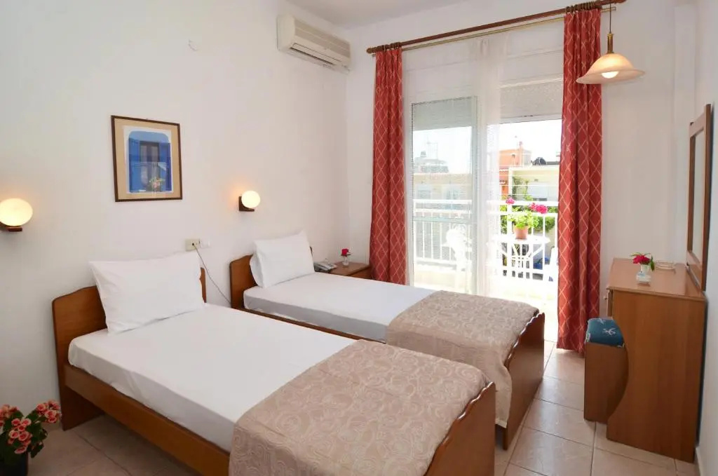 Standard Double room (twin beds)