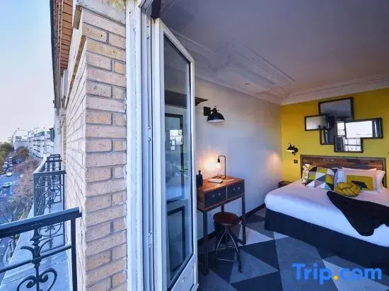 Madrigal hotel 172