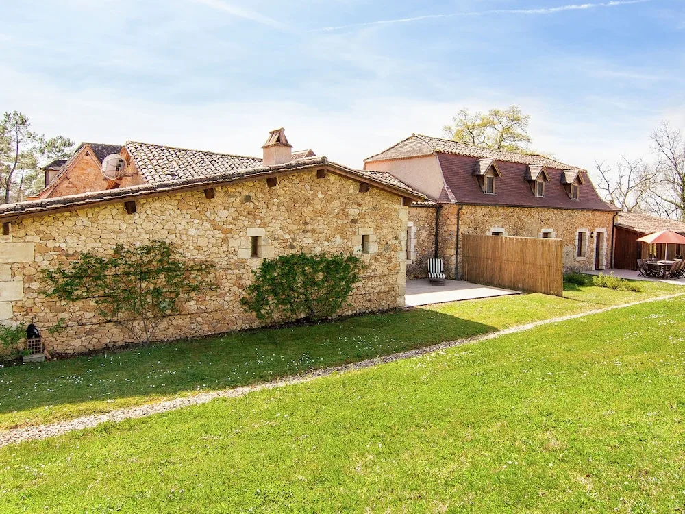Farmstay Holiday Home in Issac France With Private Pool