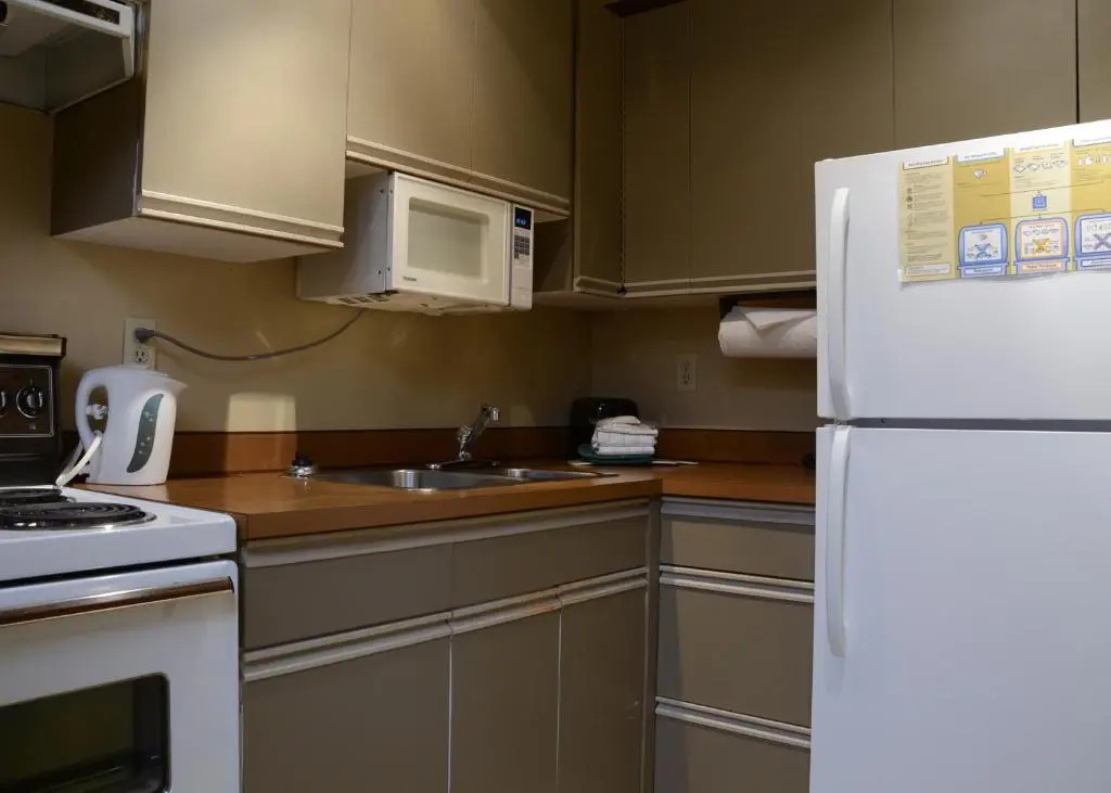 Rosellen Suites At Stanley Park - Chambres