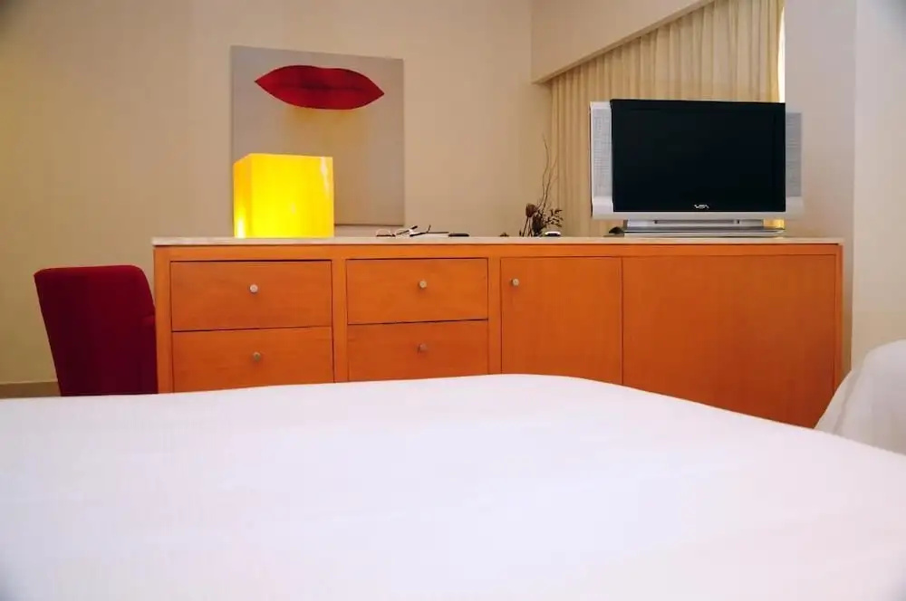 Double Junior Suite (full double bed)
