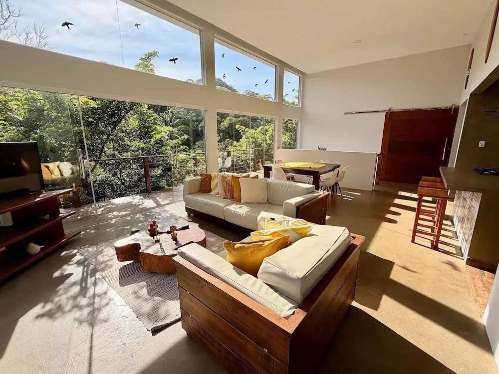 Casa c/ Piscina Privativa, 3 Suítes Sala integrada