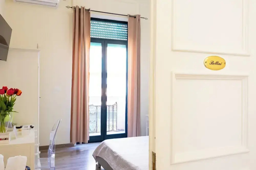 Superior room with balcony and with city view