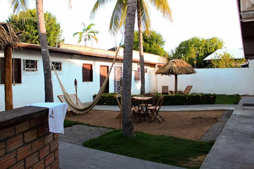 Cruviana Backpackers Hostel