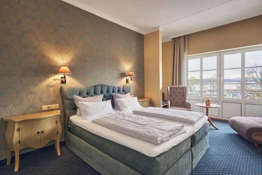 Comfort room
