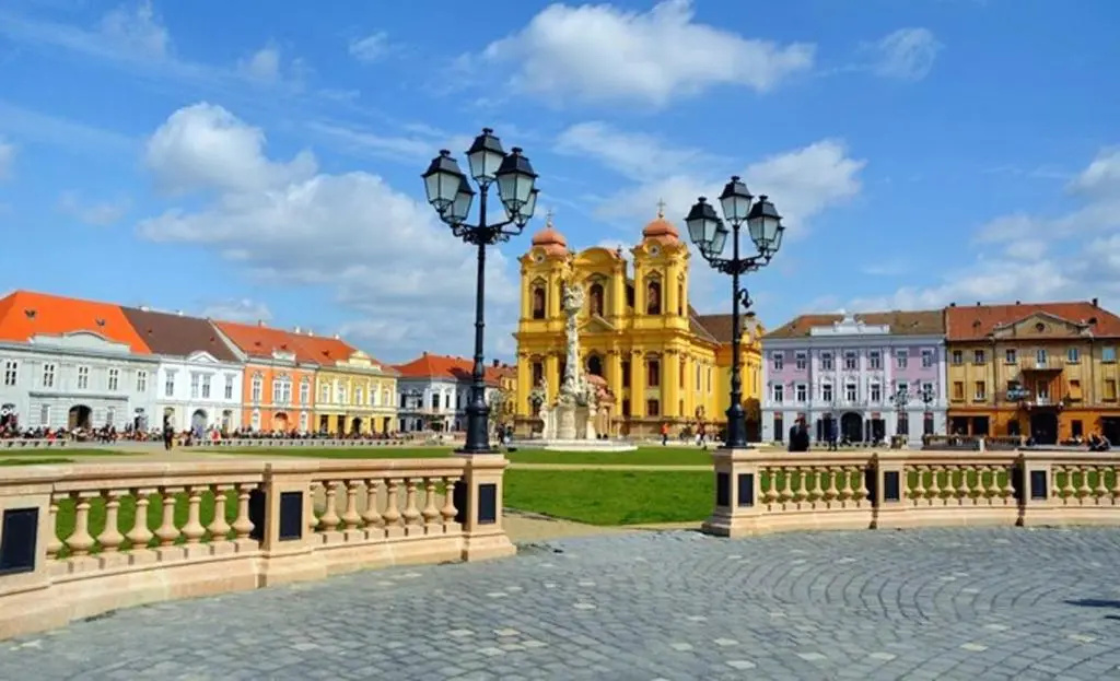 2 bedrooms appartement with furnished terrace and wifi at Timisoara