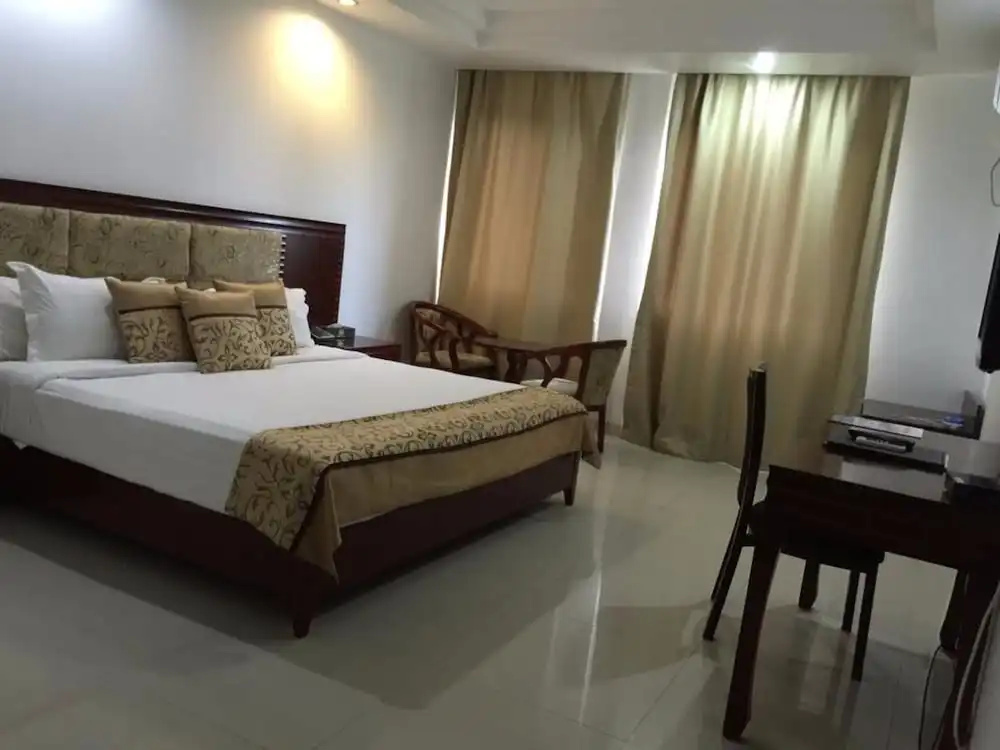Emerald Hotel - Chambres