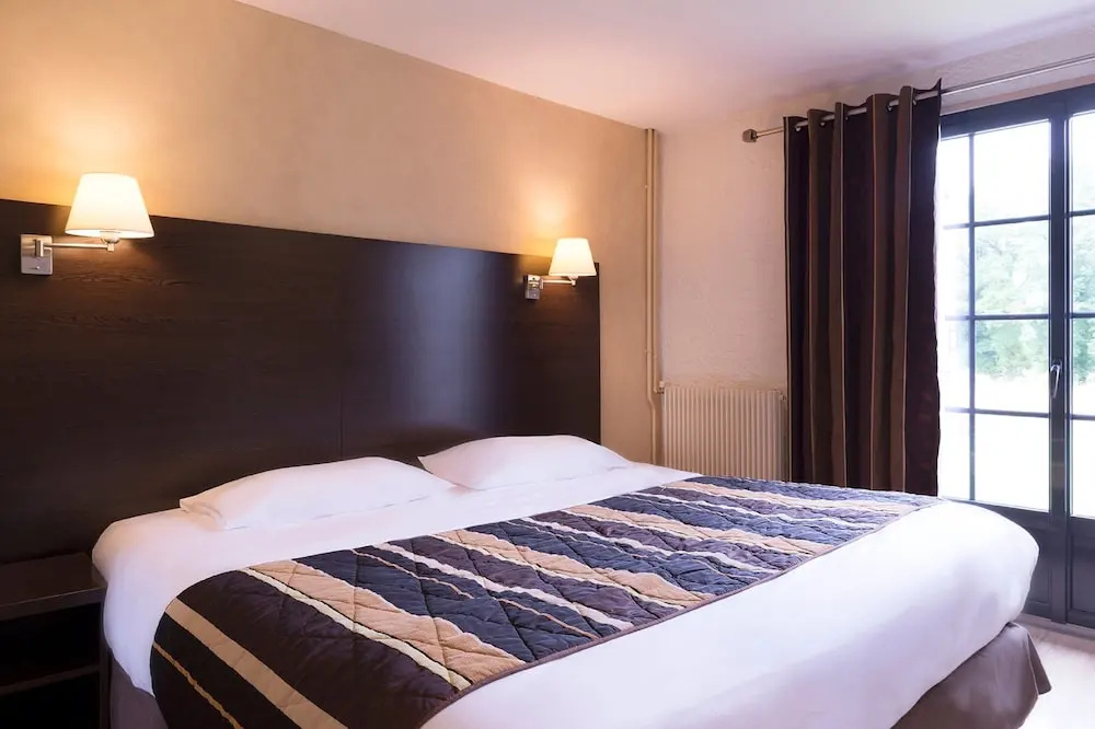 Superior Double room (full double bed)