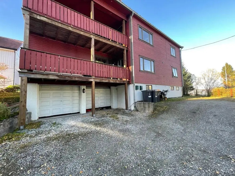 Arctic Skyview Retreat in Tromso - With Parking