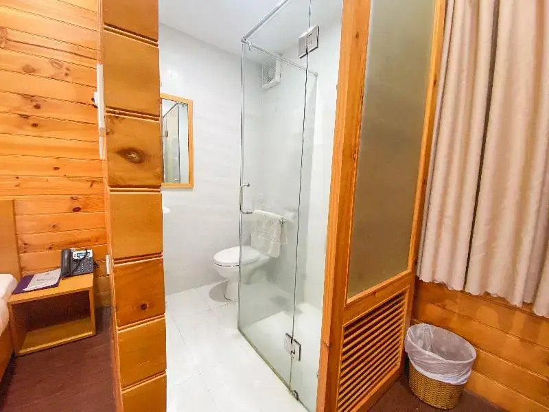 Double Bungalow with balcony and with pool view (full double bed)