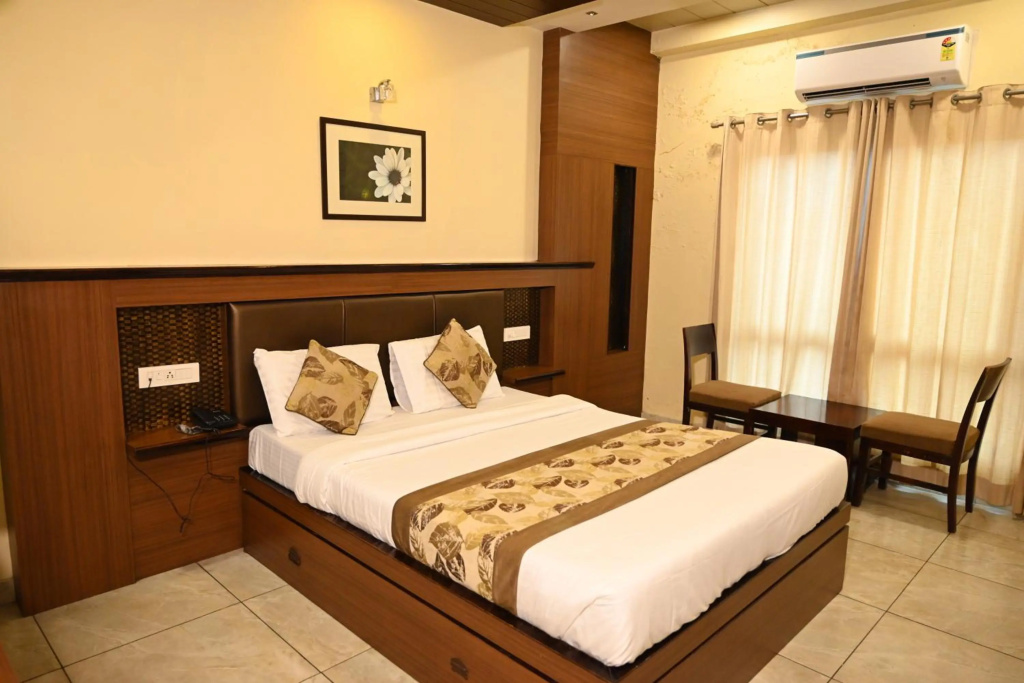 Hotel Plaza Inn