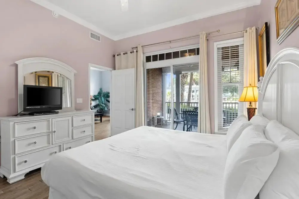 Reflections at Bay Point by Panhandle Getaways - Chambres