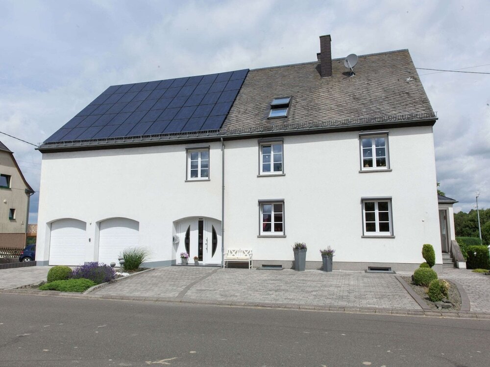Beautiful Apartment In Morscheid-Riedenburg