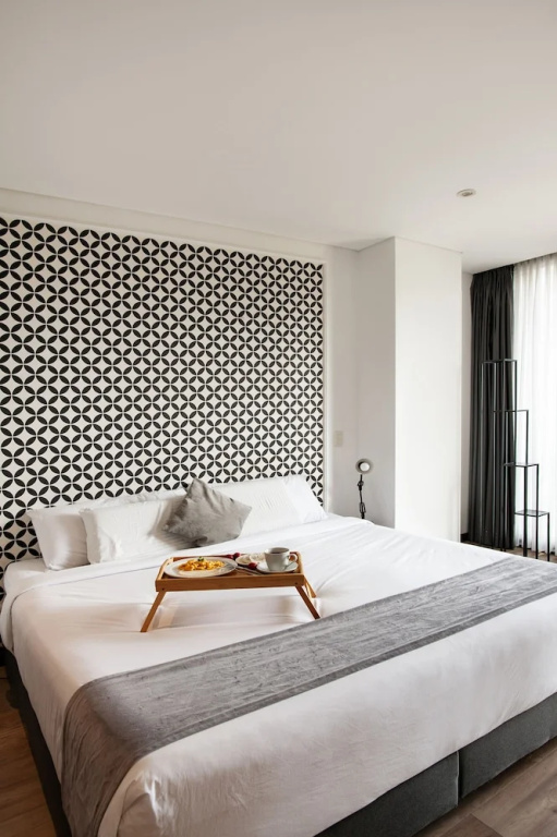 Deluxe Double Apartment with balcony and with courtyard view (full double bed)