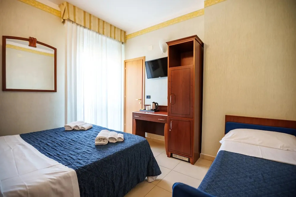 Hotel photo 13