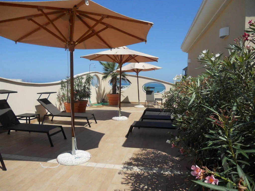 Hotel photo 17