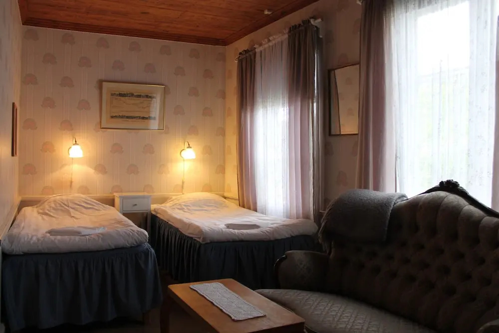 Economy Double room (full double bed)