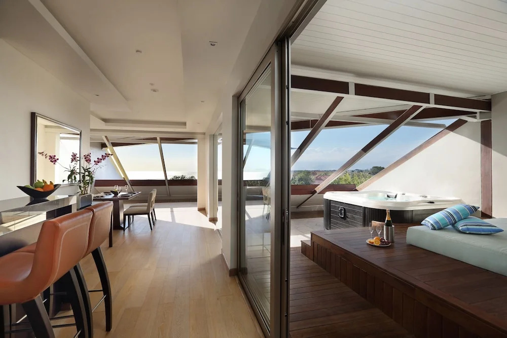 Double-Six Luxury Hotel Seminyak