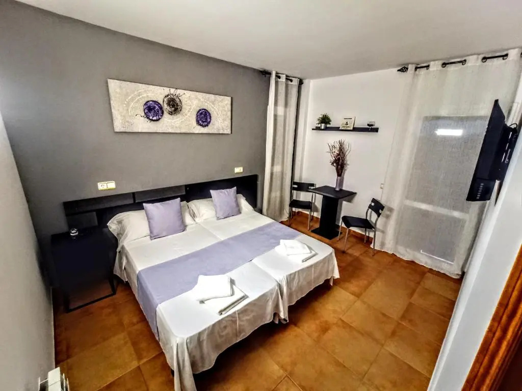 Standard Double room (twin beds)