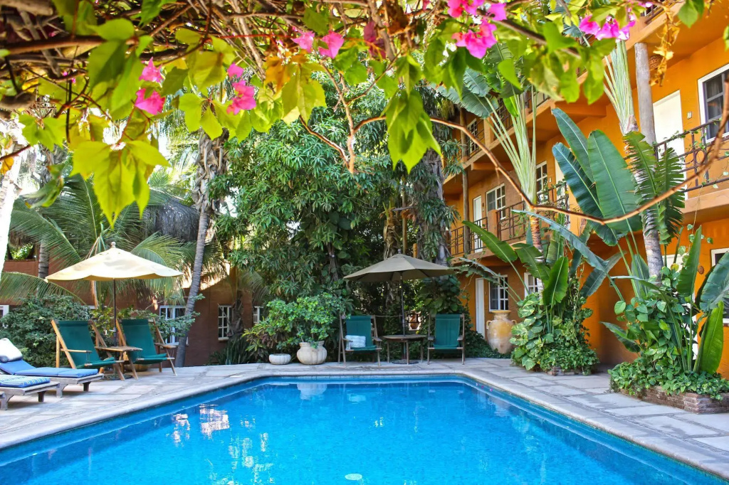 The Bungalows Hotel - Général