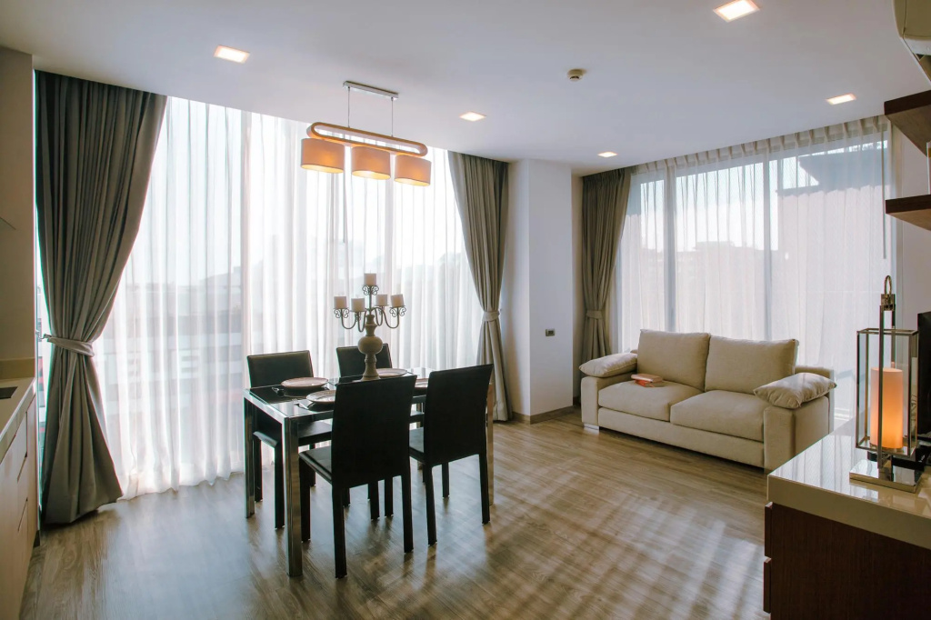 2 Bedrooms Suite with city view