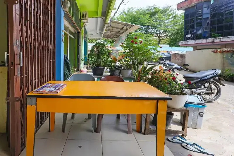 Spot On 92186 Penginapan Lorra