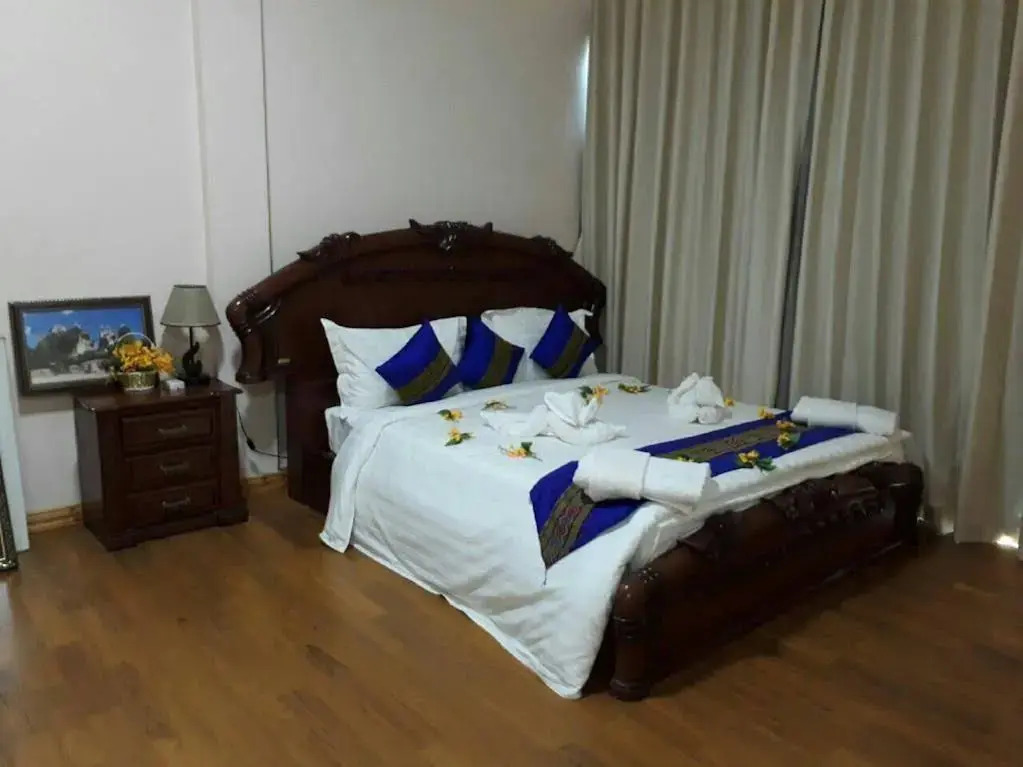 Famous Hotel Loikaw — фото 2