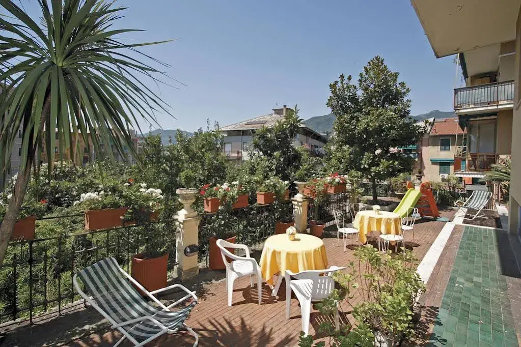 Hotel Mondial - Général