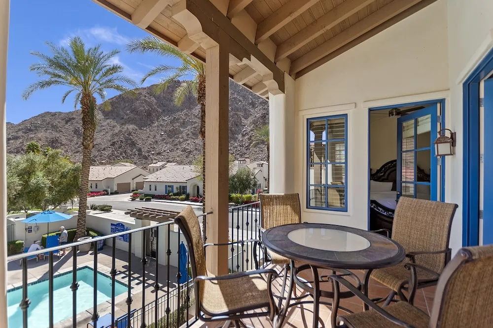 Luxurious 2 Story Townhome - Newly Remodeled! 3 Bedroom Condo by RedAwning