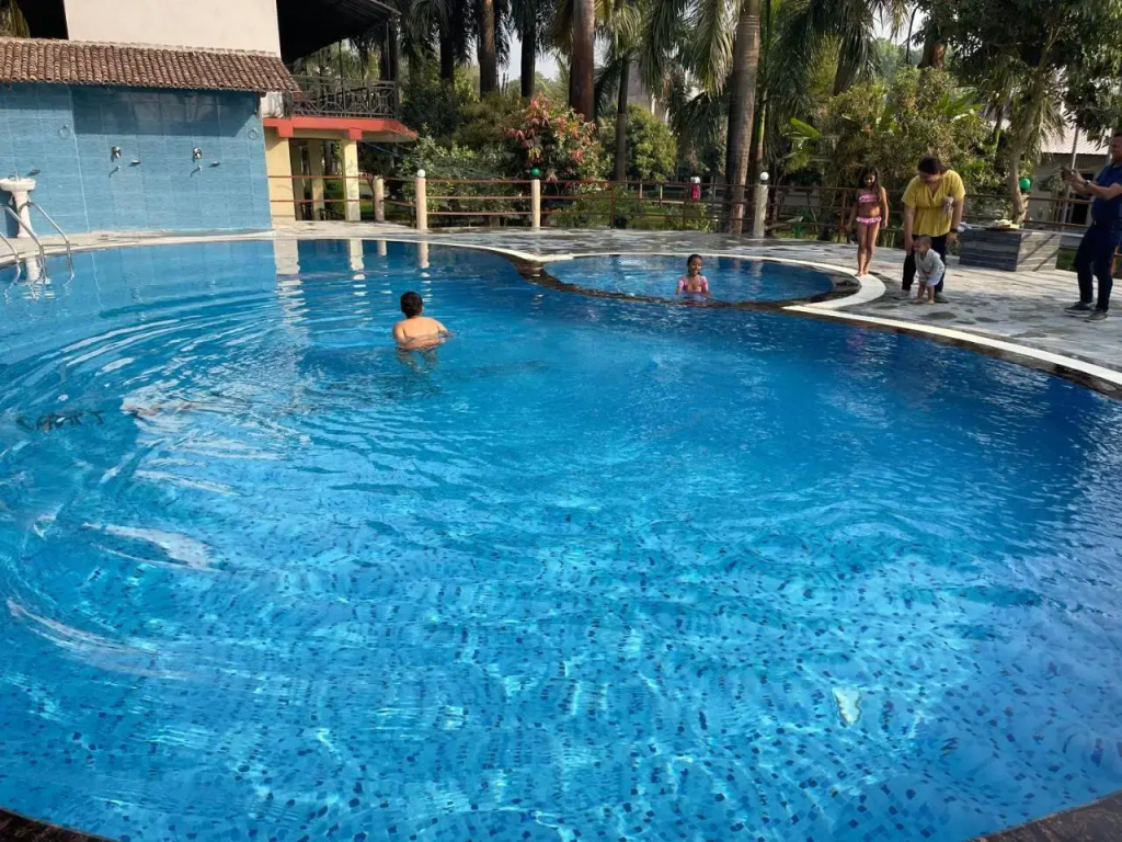 Chitwan Riverside Resort by OYO Rooms - фото 12