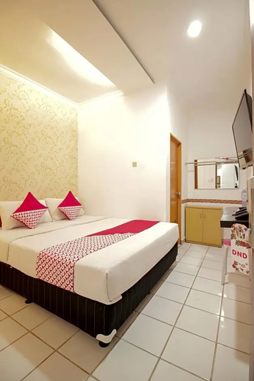 Standard Double room (full double bed)