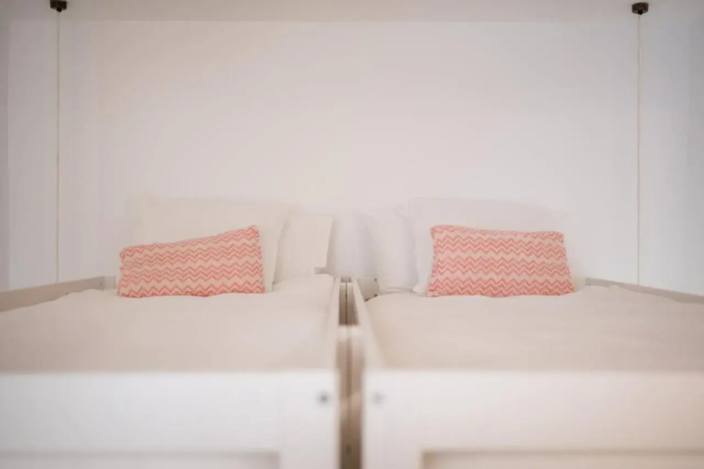 LLONGA'S Hostel by null