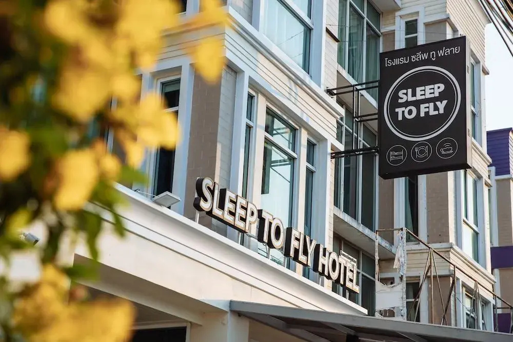 Sleep To Fly Hotel & Hostel