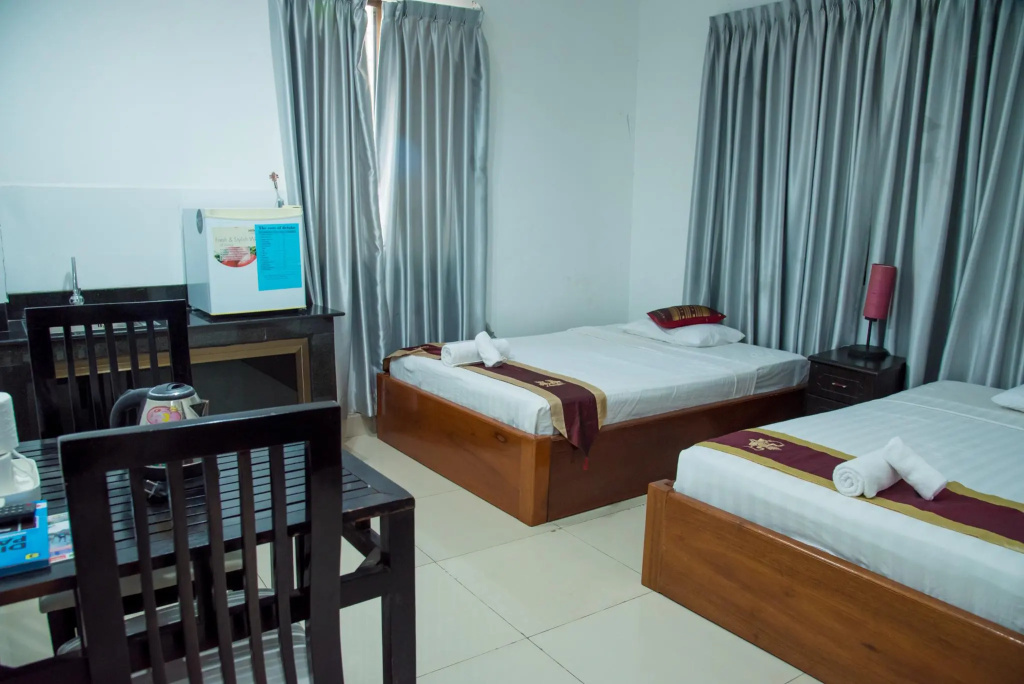 Standard Double room (twin beds)
