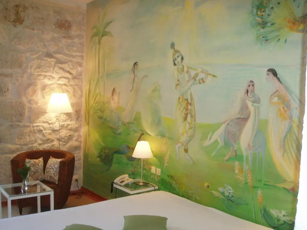 Superior Double room with garden view (full double bed)