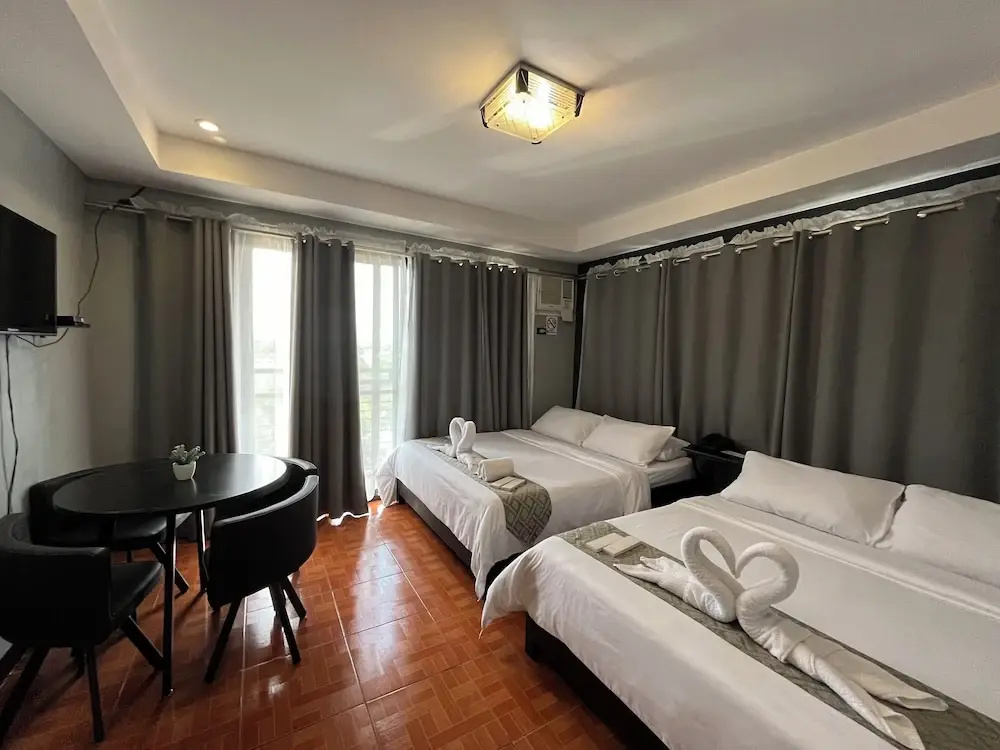 Standard Double room (full double bed)