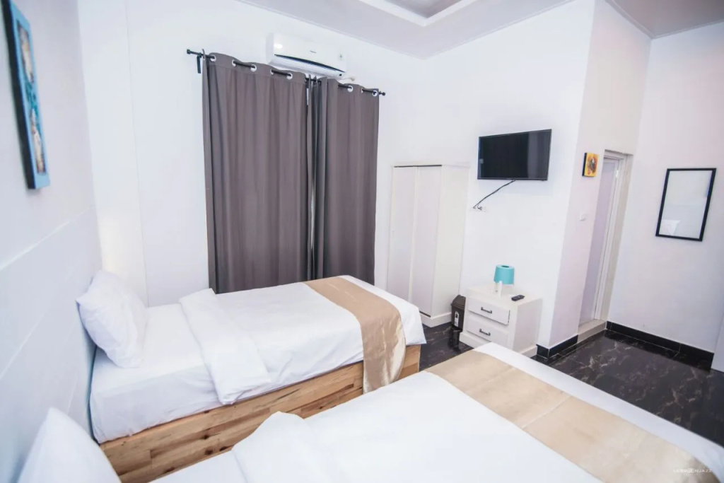 Superior Double room with city view (twin beds)