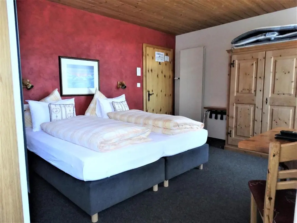 Standard Double room (full double bed)
