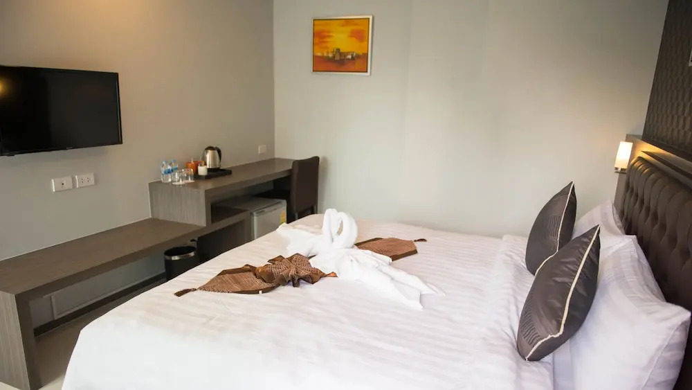 Двухместный номер Superior с видом на город двуспальная кровать в Picnic Hotel Bangkok