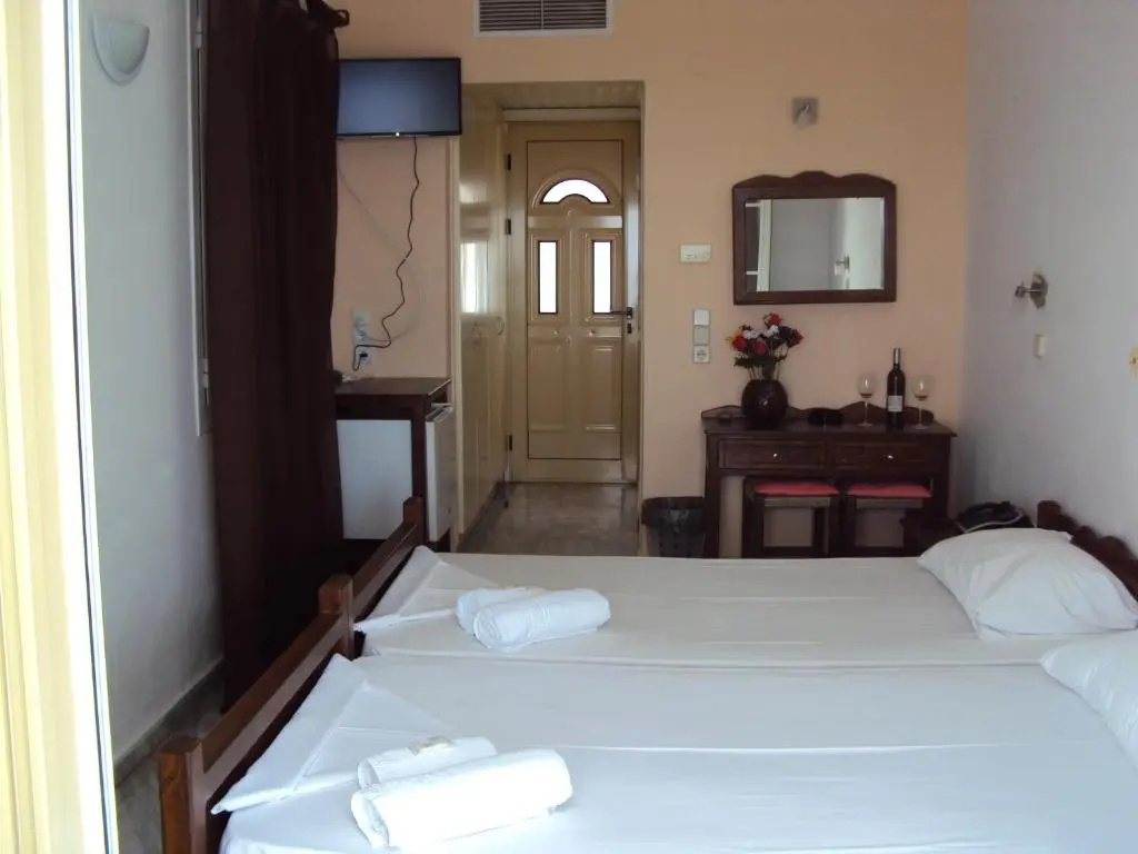 Economy Double room (twin beds)