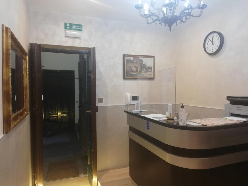 Lobby & Reception