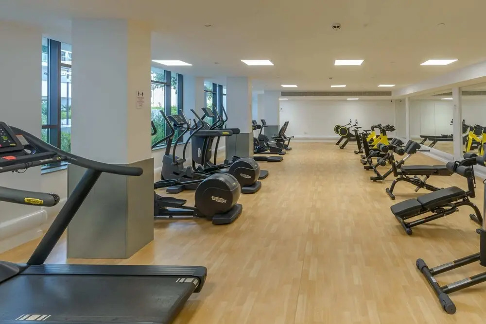 Luxury Modern Apartment With Exceptional Views! Hosted by Sweetstay - фото 19